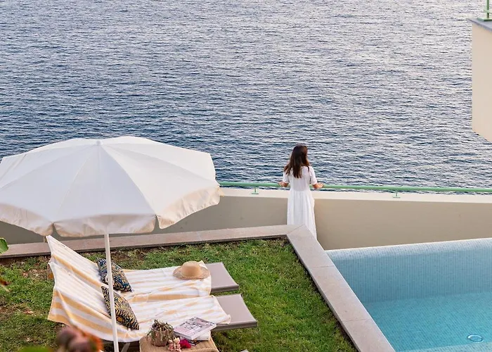 Islander - Funchal Seaside Villas