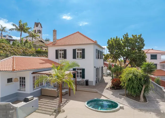 Casa Trollis By Holiday Rental Madeira