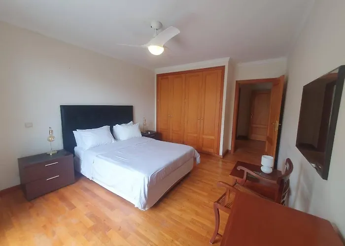 Aqua Vista Lido Apartment