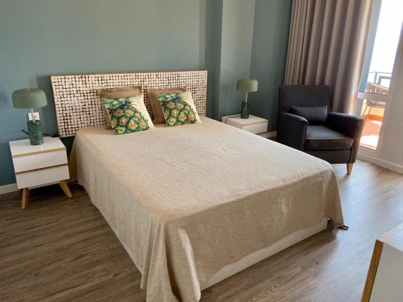 Ocean Cliffs Apartment