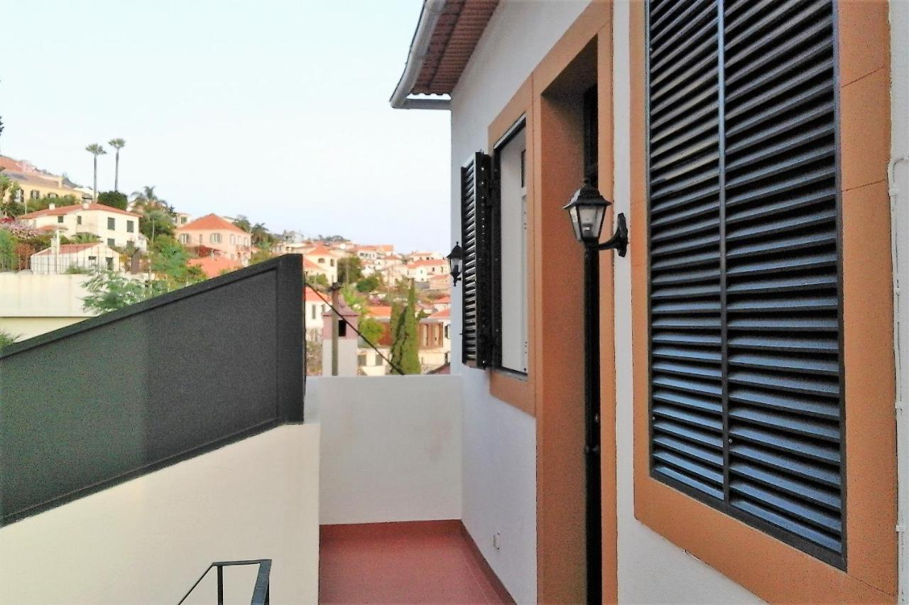 Sea View Terrace Apartment *