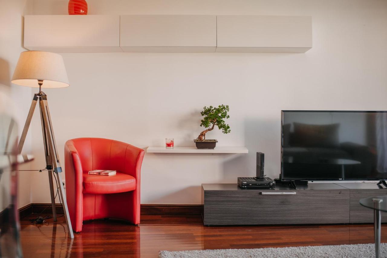 Lounge Apartment