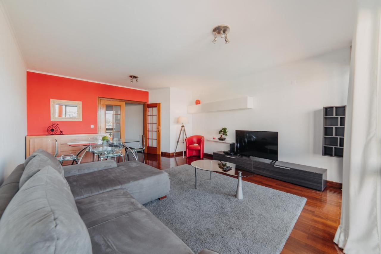 Lounge Apartment *