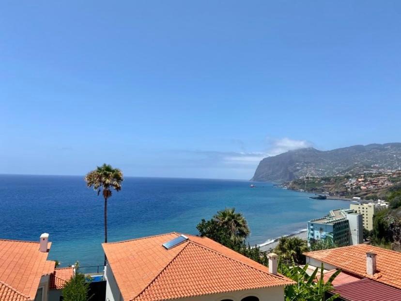 Ocean Cliffs Apartment