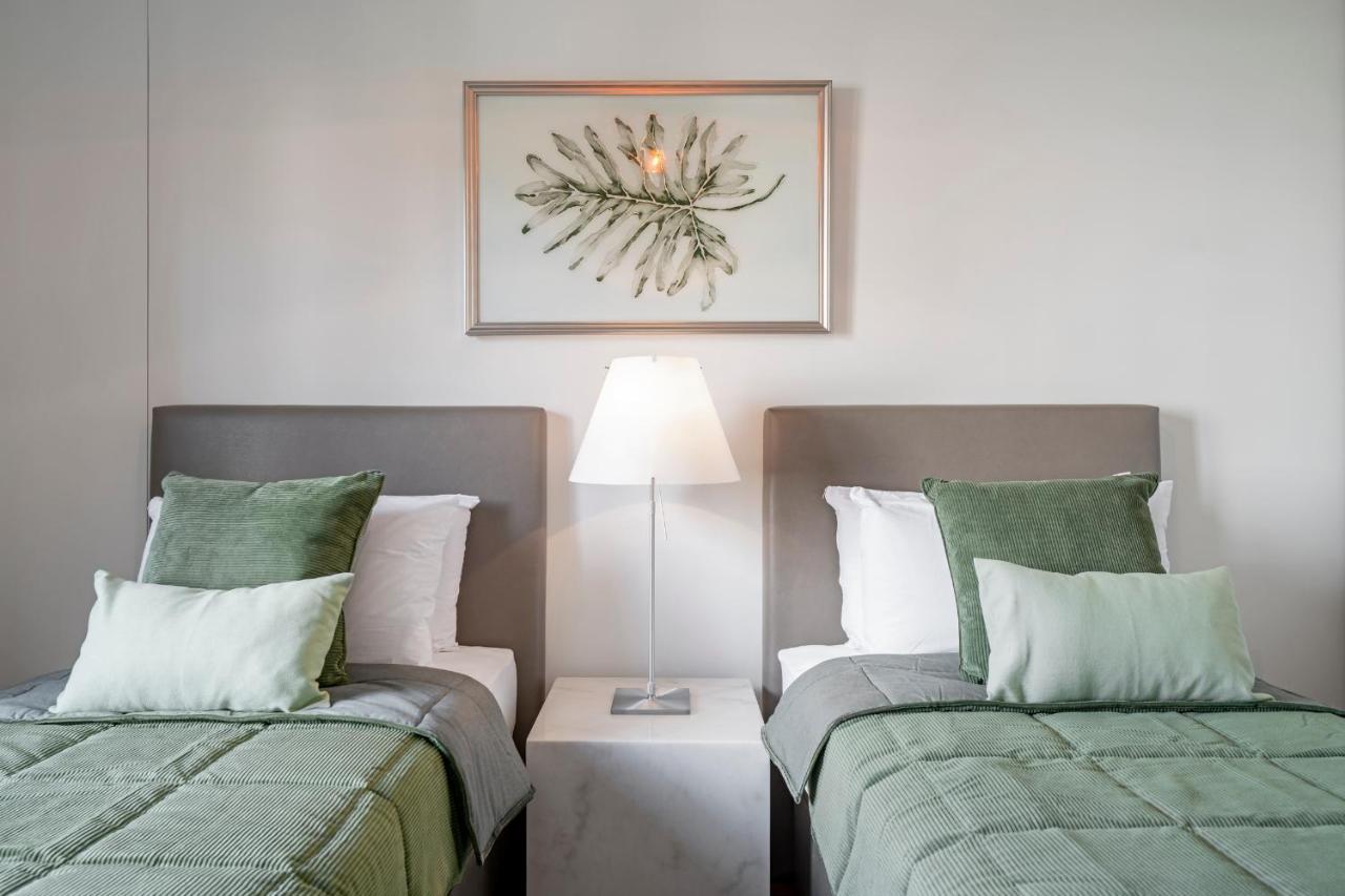 Quinta Da Falesia By An Island Apart Apartment