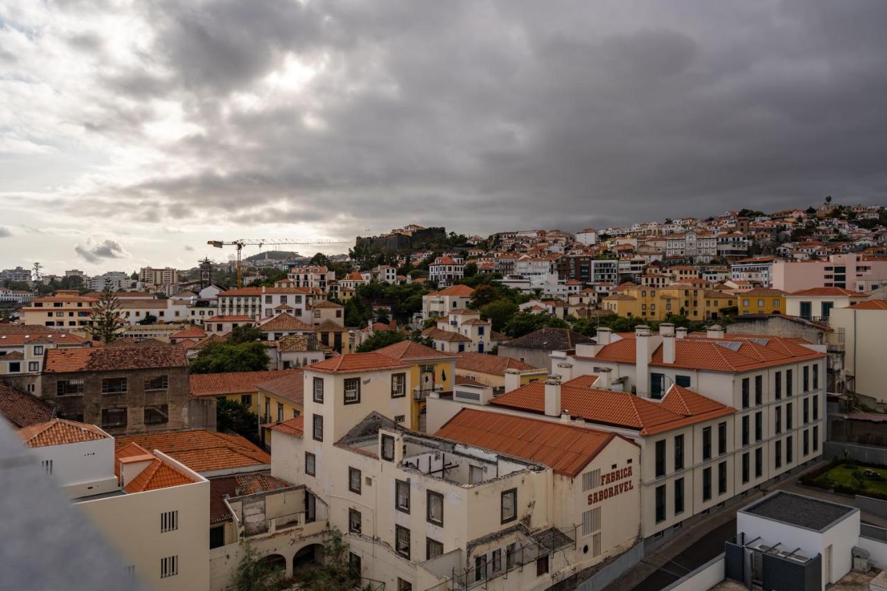 Madeira Precious Guest