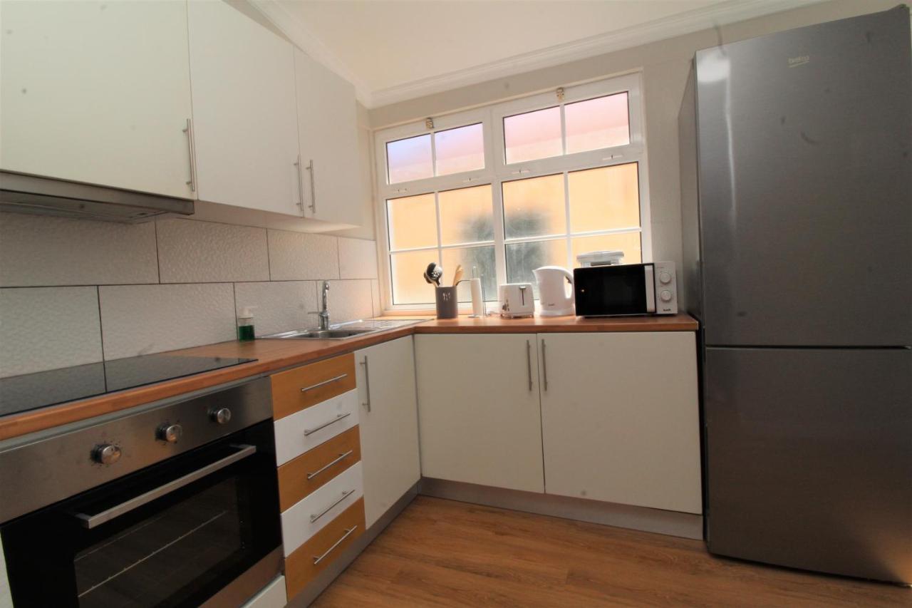 Vakantiehuis Sunny House Few Minutes From Center Funchal (Madeira)