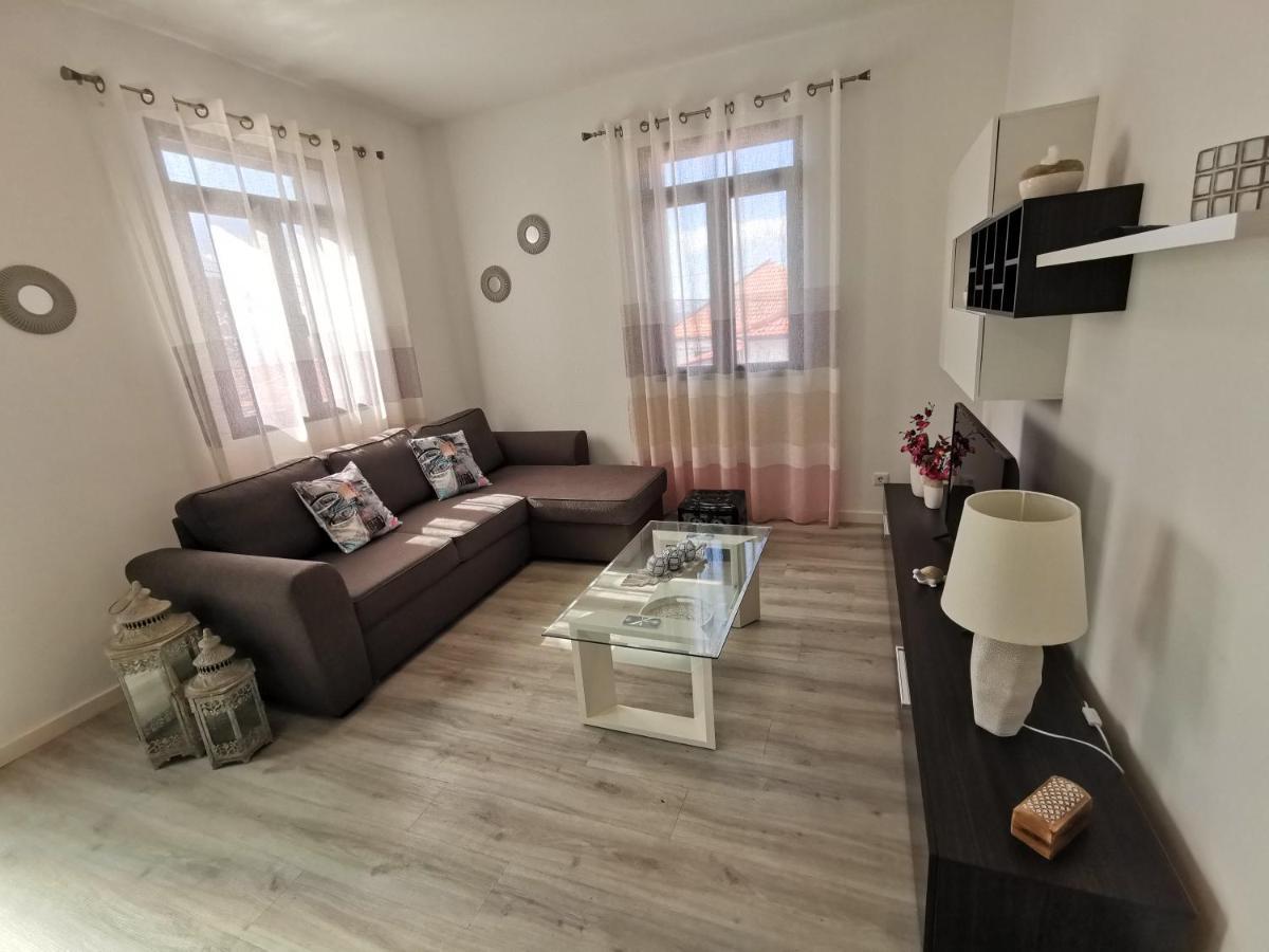 Charming In - Lazareto