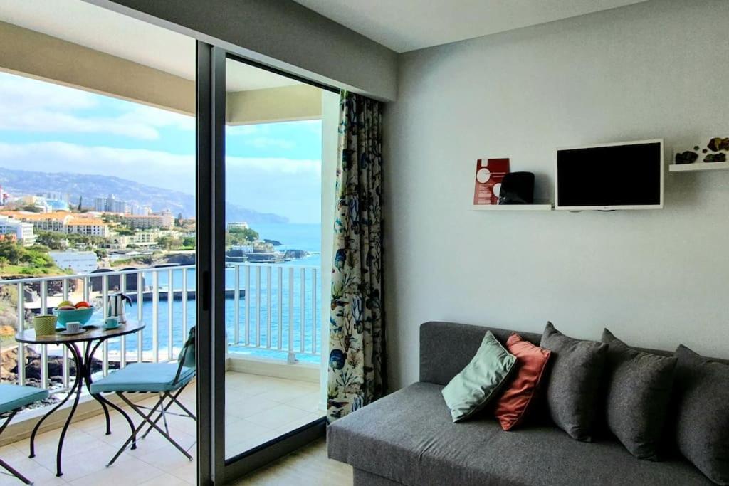Do Mar * Funchal (Madeira)