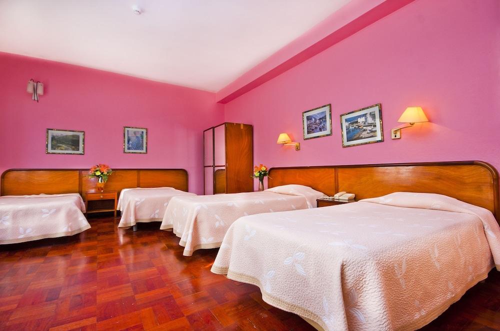 Bed & Breakfast Residencial Colombo 2*