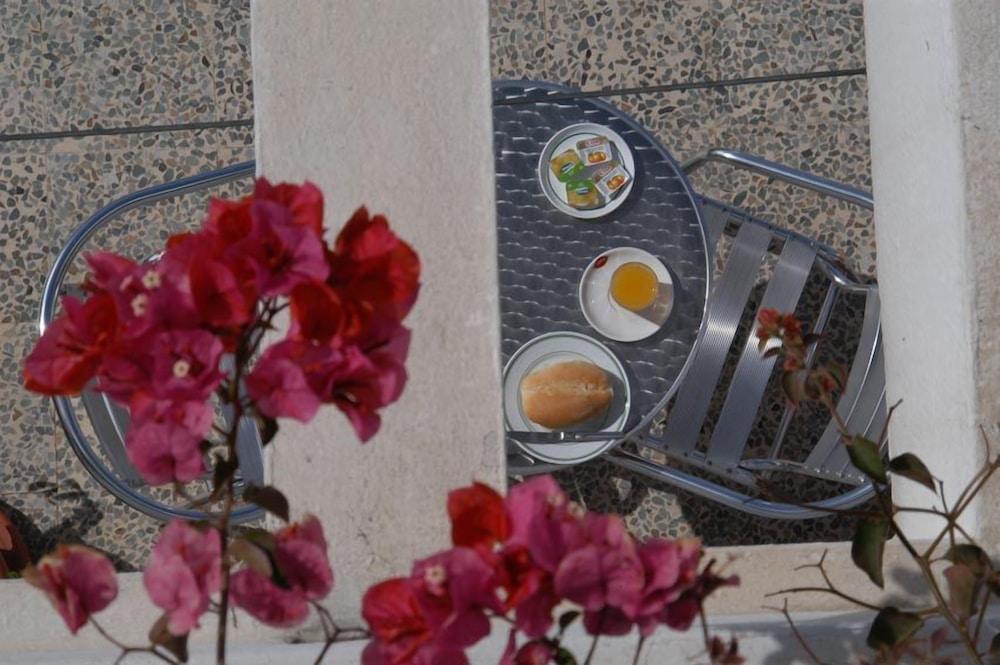Residencial Colombo 2* Funchal (Madeira)