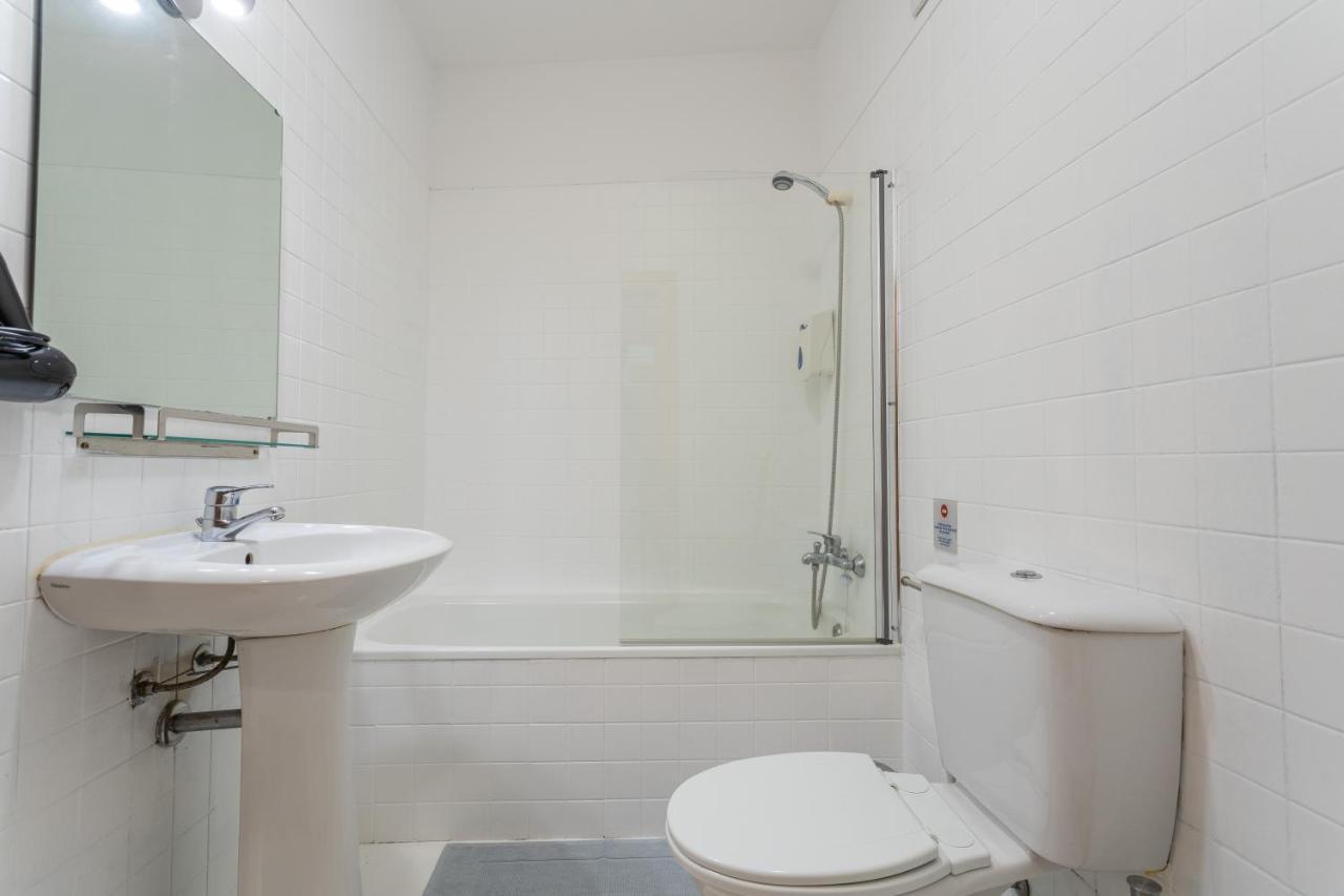 Flh With Balcony Apartamento *
