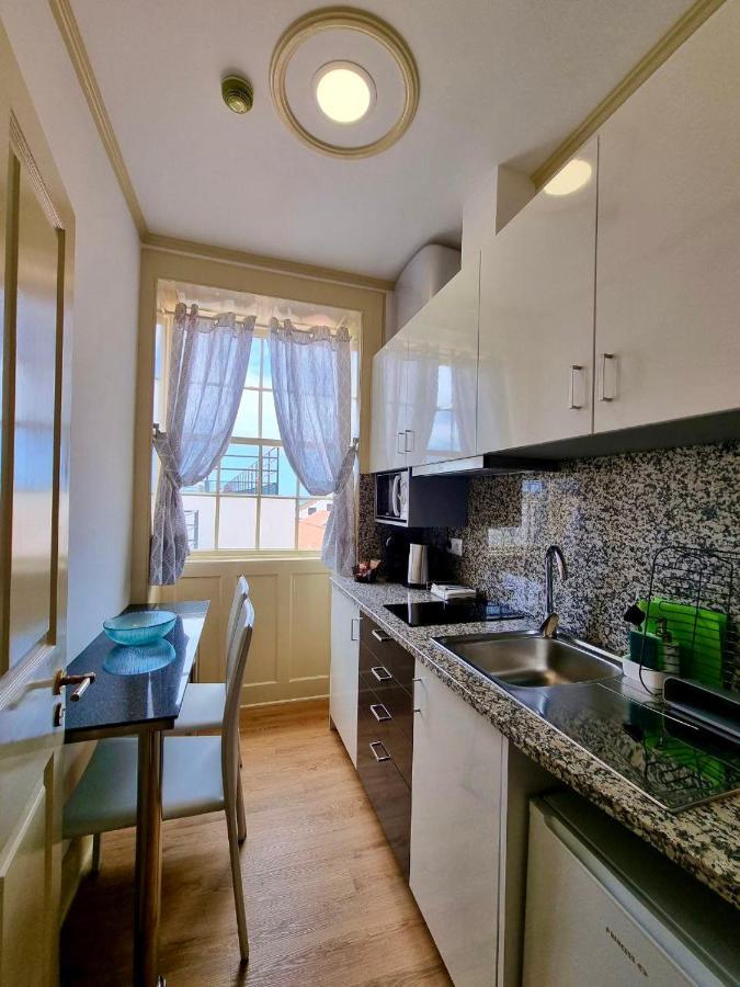 Apartment Carreira Harbour View Free Parking In Heart Funchal (Madeira)