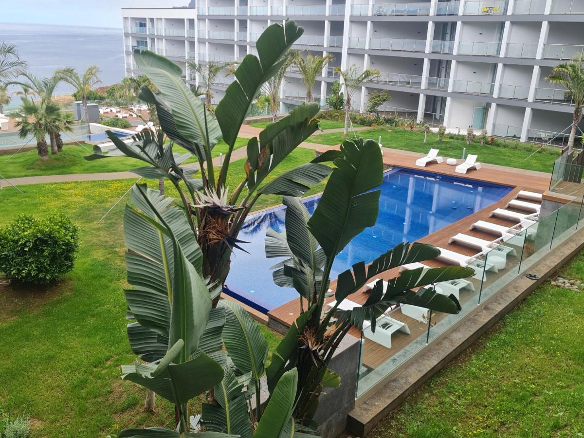 Peaceful Ocean Terrace Apartamento