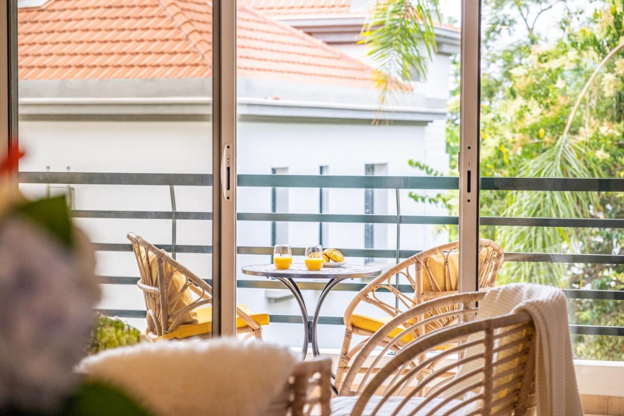 Lovely At The Location In Apartment *