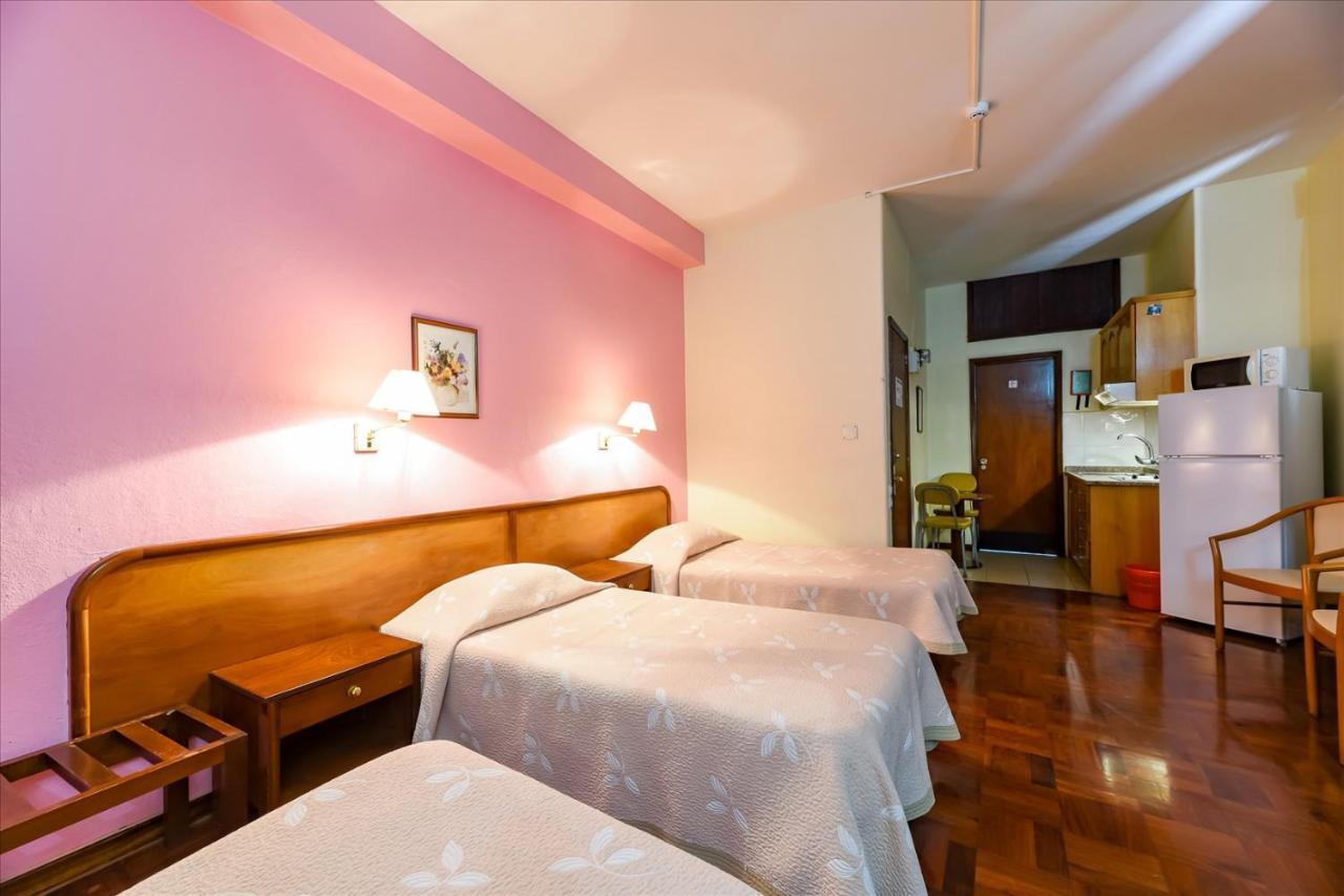 Residencial Colombo Bed & Breakfast Funchal (Madeira)
