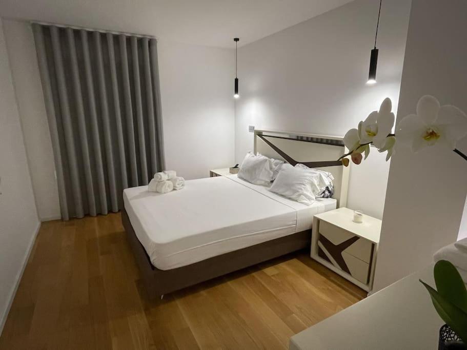 Magic Home, Everything Need. Apartment