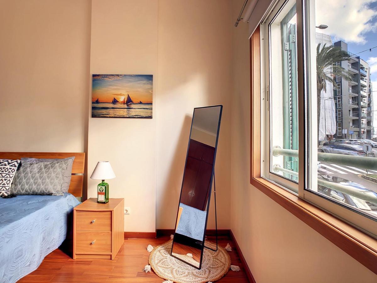 Theos By Lovelystay Apartment