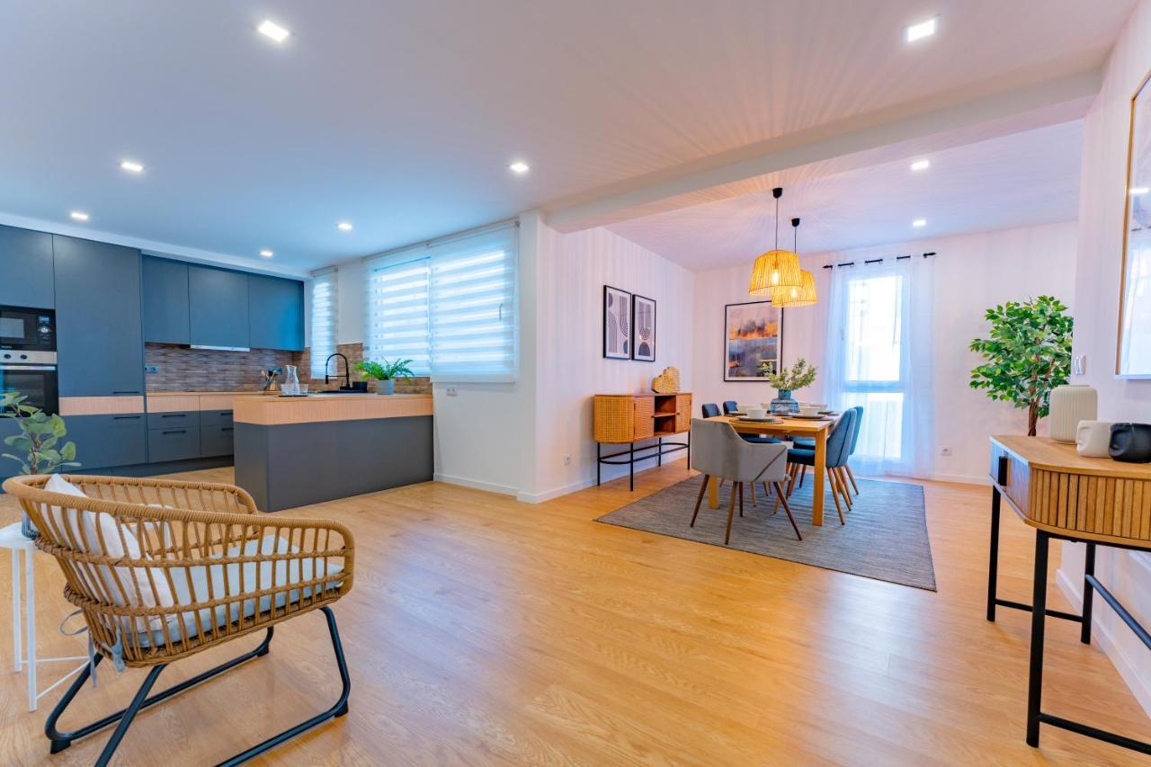 Flh Spacious With Balcony Apartment Funchal (Madeira)