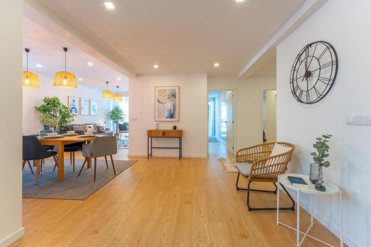 Flh Spacious With Balcony