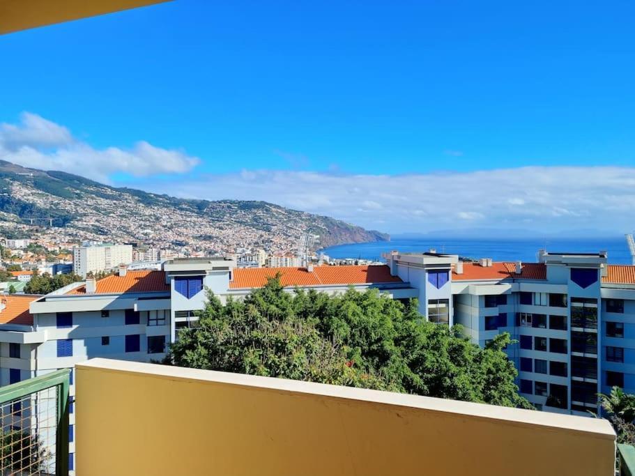 Kiara's Cantinho Do Mar By Rentallido * Funchal (Madeira)
