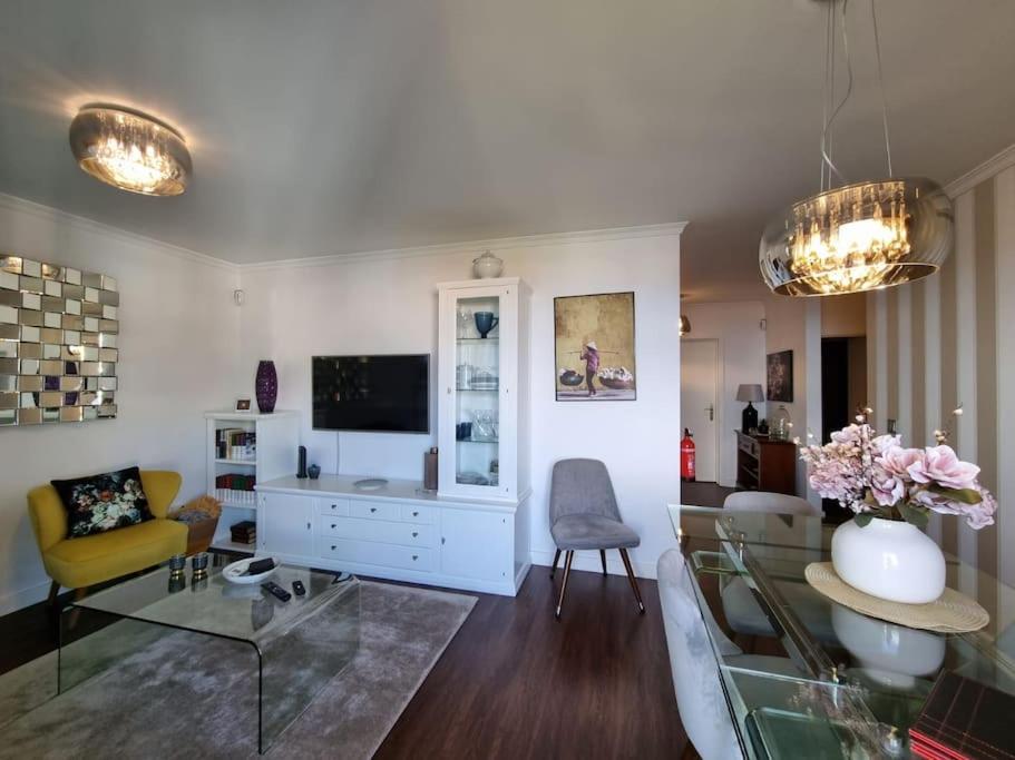 Kiara's Cantinho Do Mar By Rentallido Apartment *
