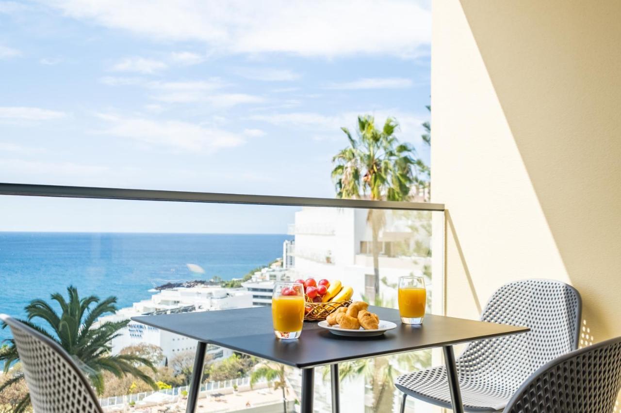 With Ocean View And Parking