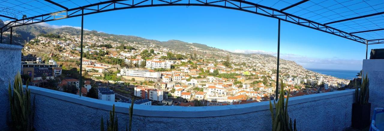 Landhuis Chale - View Funchal (Madeira)