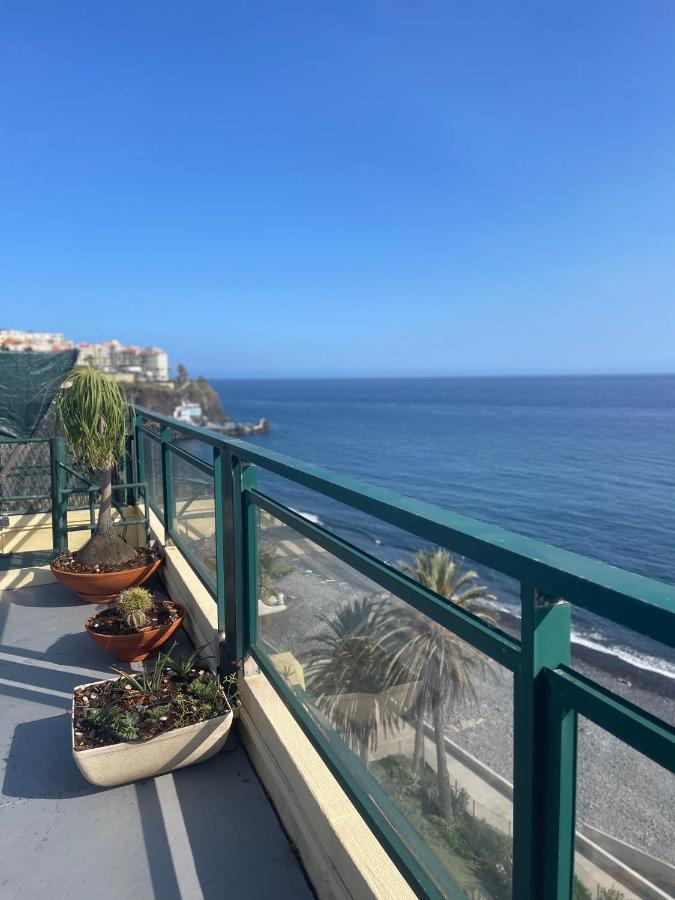Apartment Sea Breeze Beach Penthouse - Praia Formosa Funchal (Madeira)