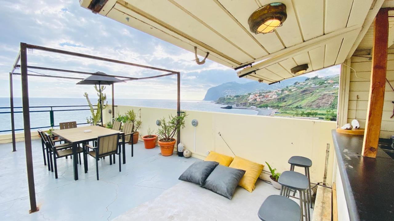 Sea Breeze Beach Penthouse - Praia Formosa Apartment Funchal (Madeira)