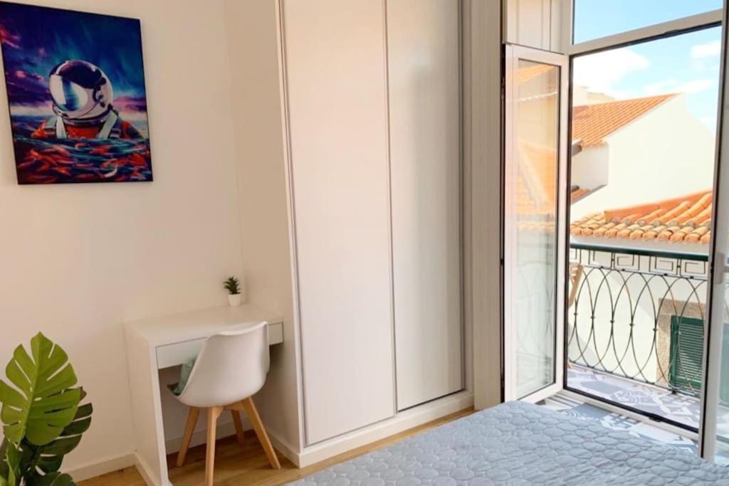 Appartement Primavera: Centre, Modern W/balcony