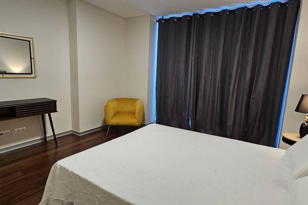 Apartment Ponte De Estrelas Plaza By Rentallido *