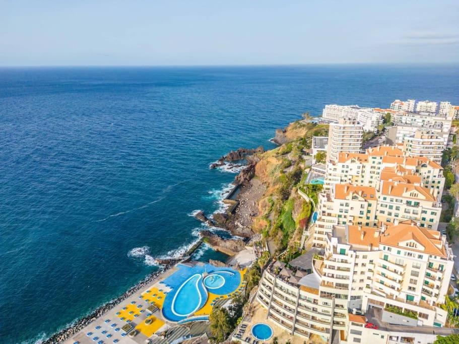 Super Cliff * Funchal (Madeira)