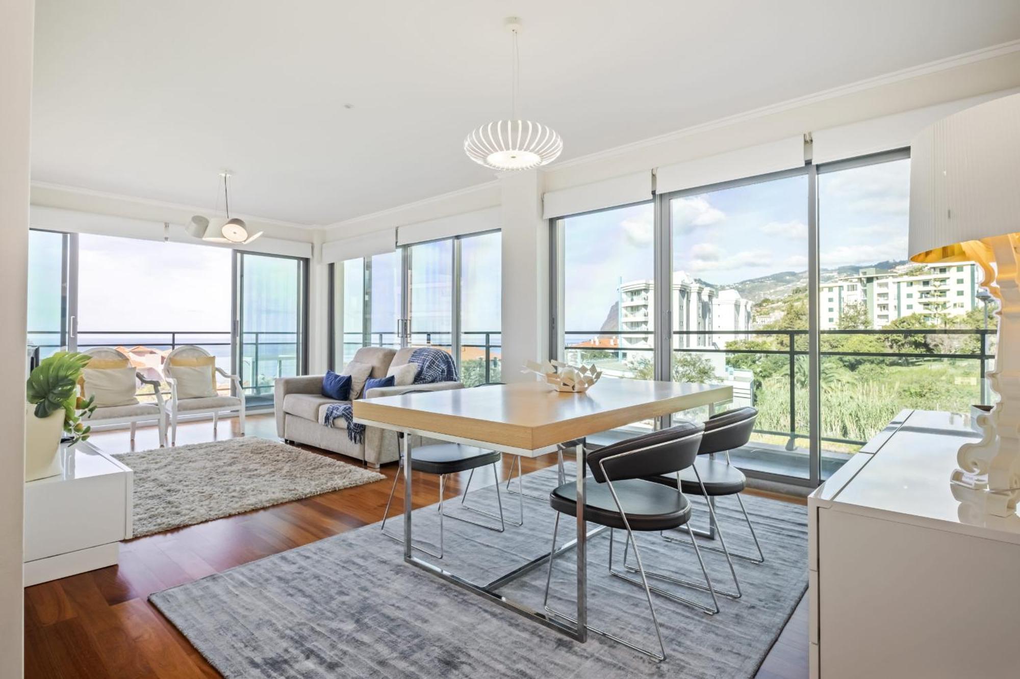 Monumental - By Wehost Madeira Apartment *