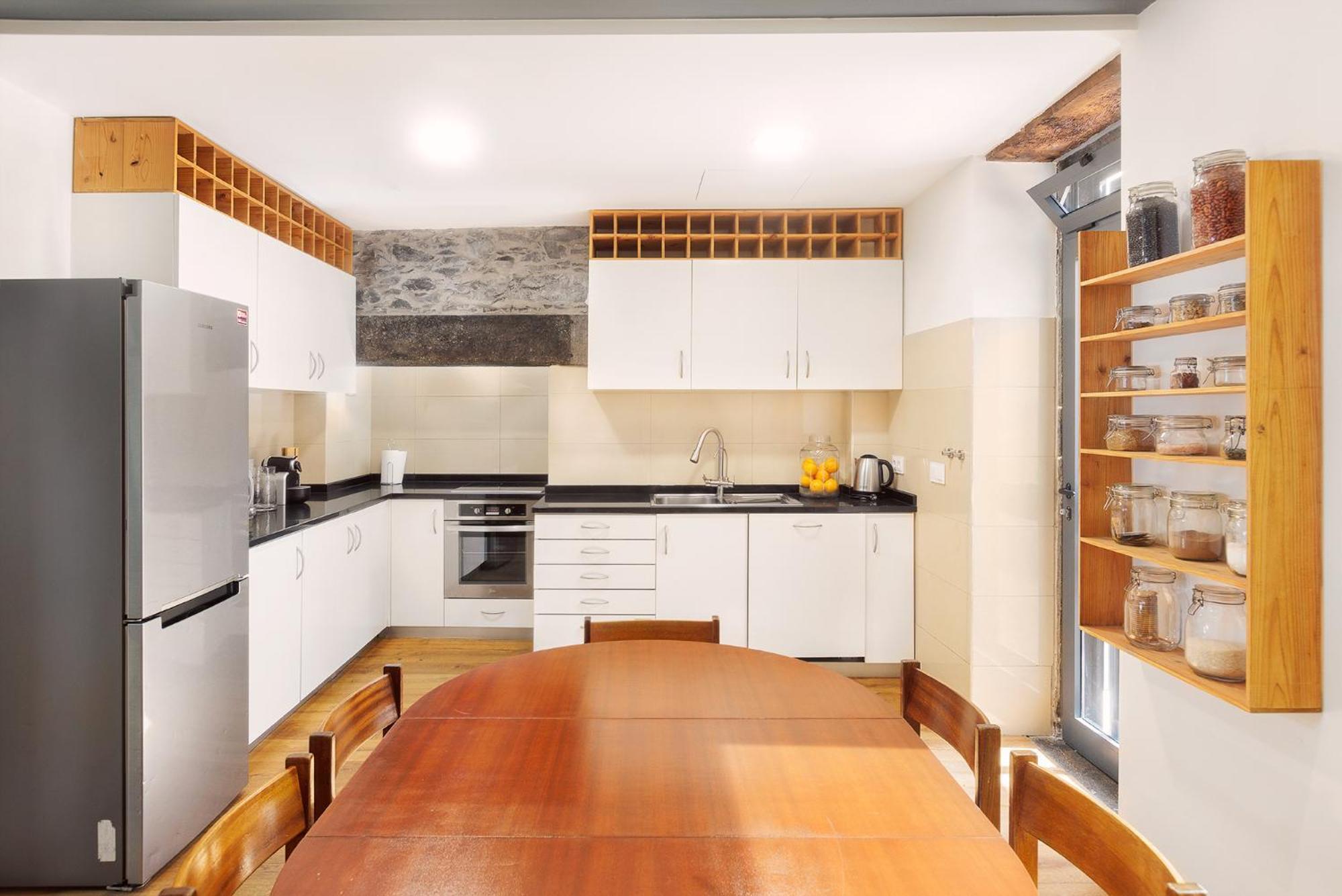 Nhà nghỉ Old Town House By Real Vision