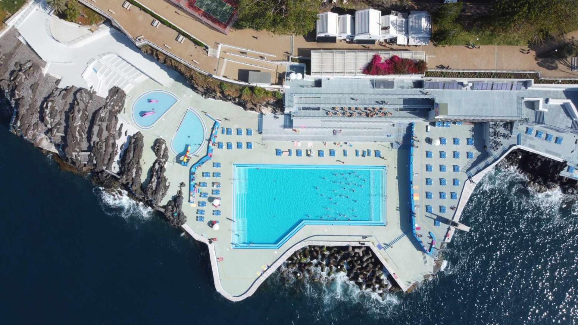 Oceanside Terrace By Madeira Funchal (Madeira)