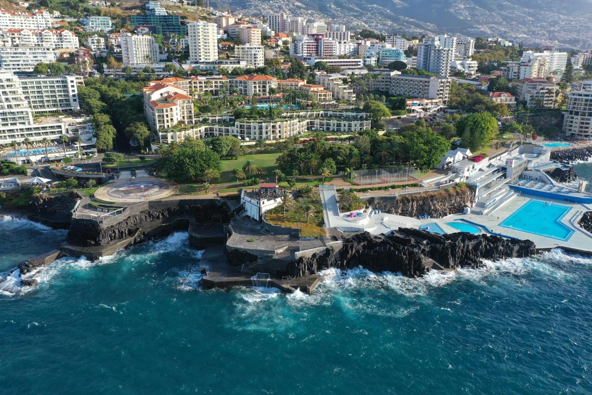 Oceanside Terrace By Madeira *