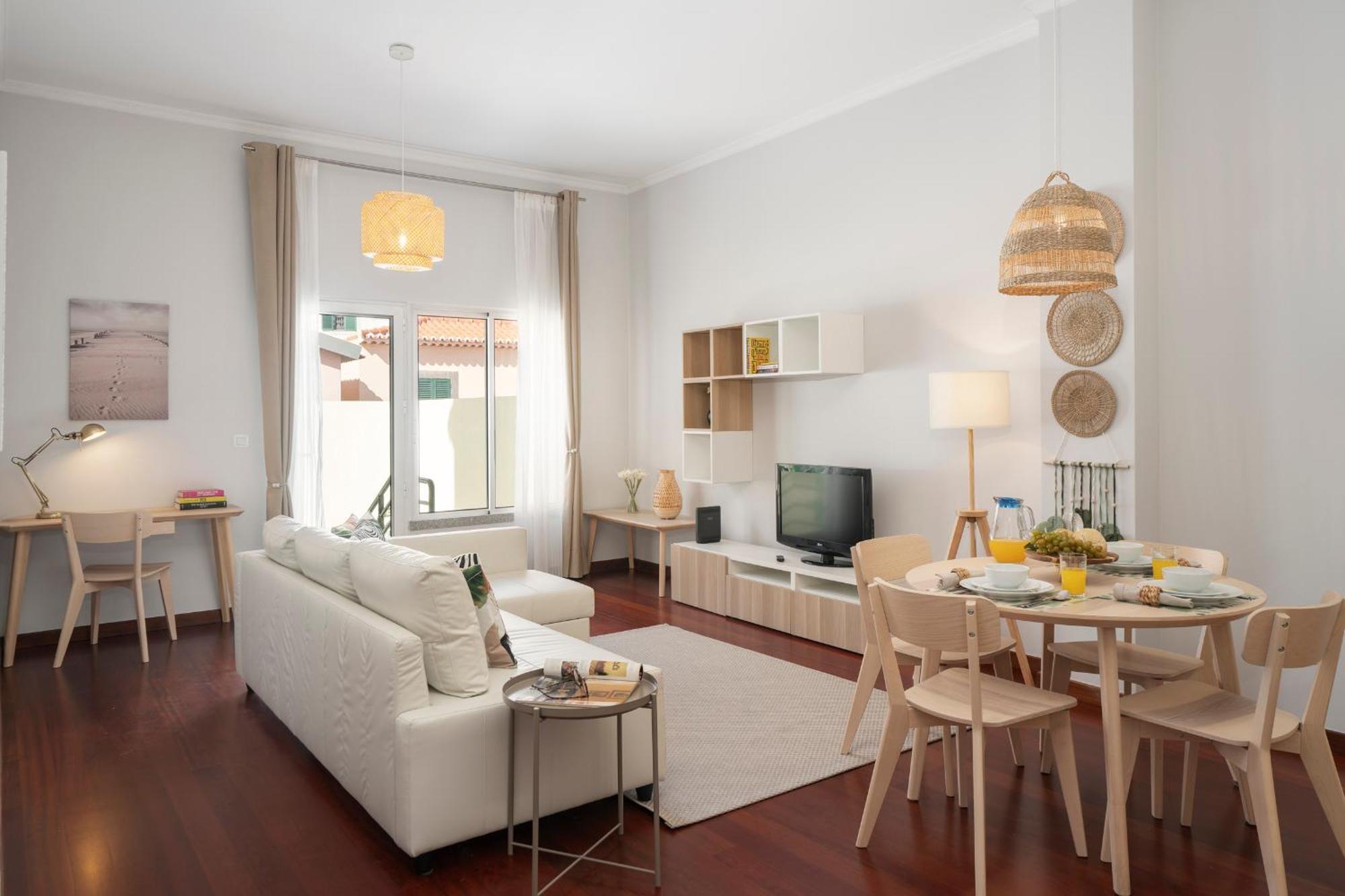 Do Carmo By An Island Apartment Funchal (Madeira)