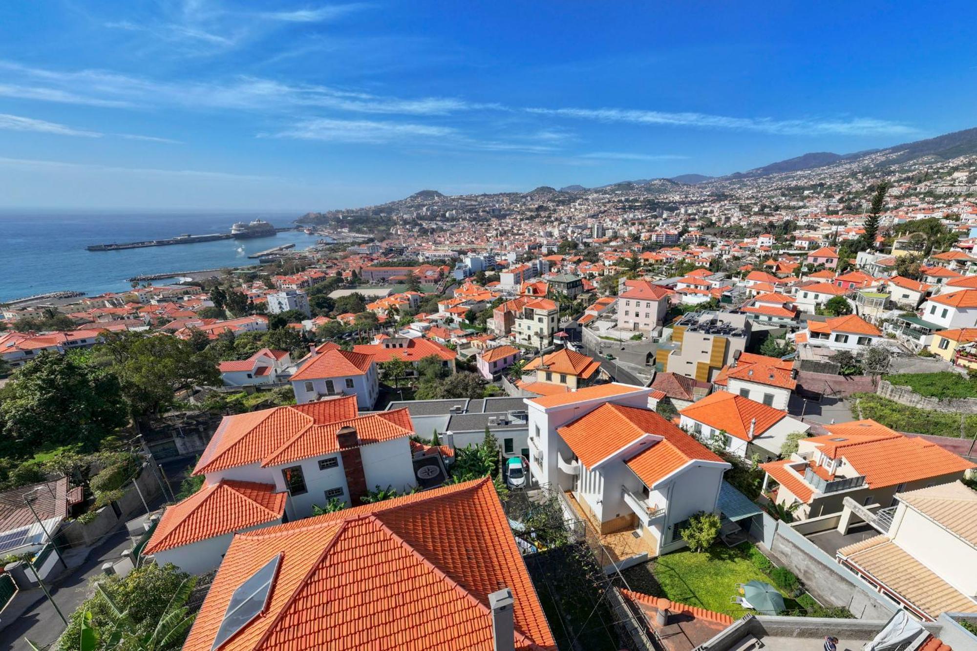 Villa Incredible Sea View - Casa Do Pinheiro Funchal (Madeira)