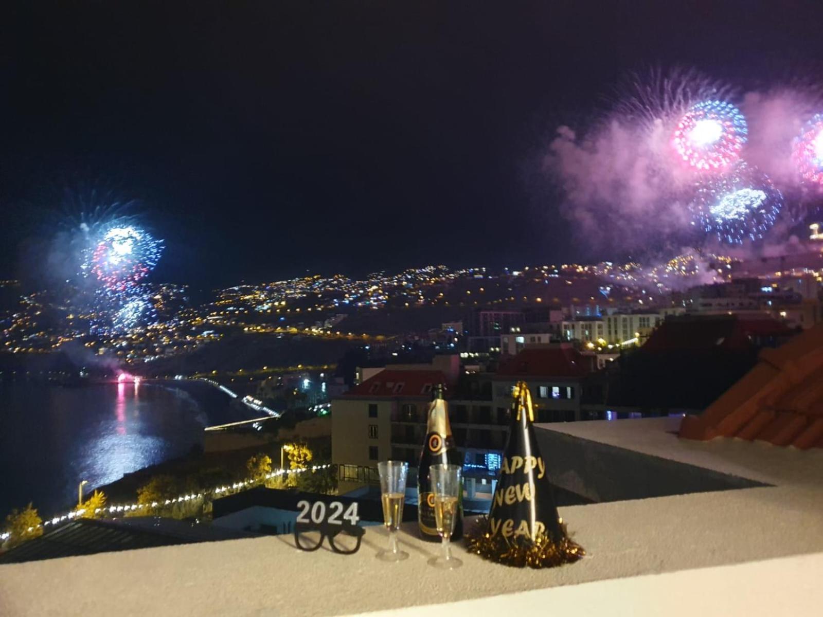 Penthouse Formosa Sunset And