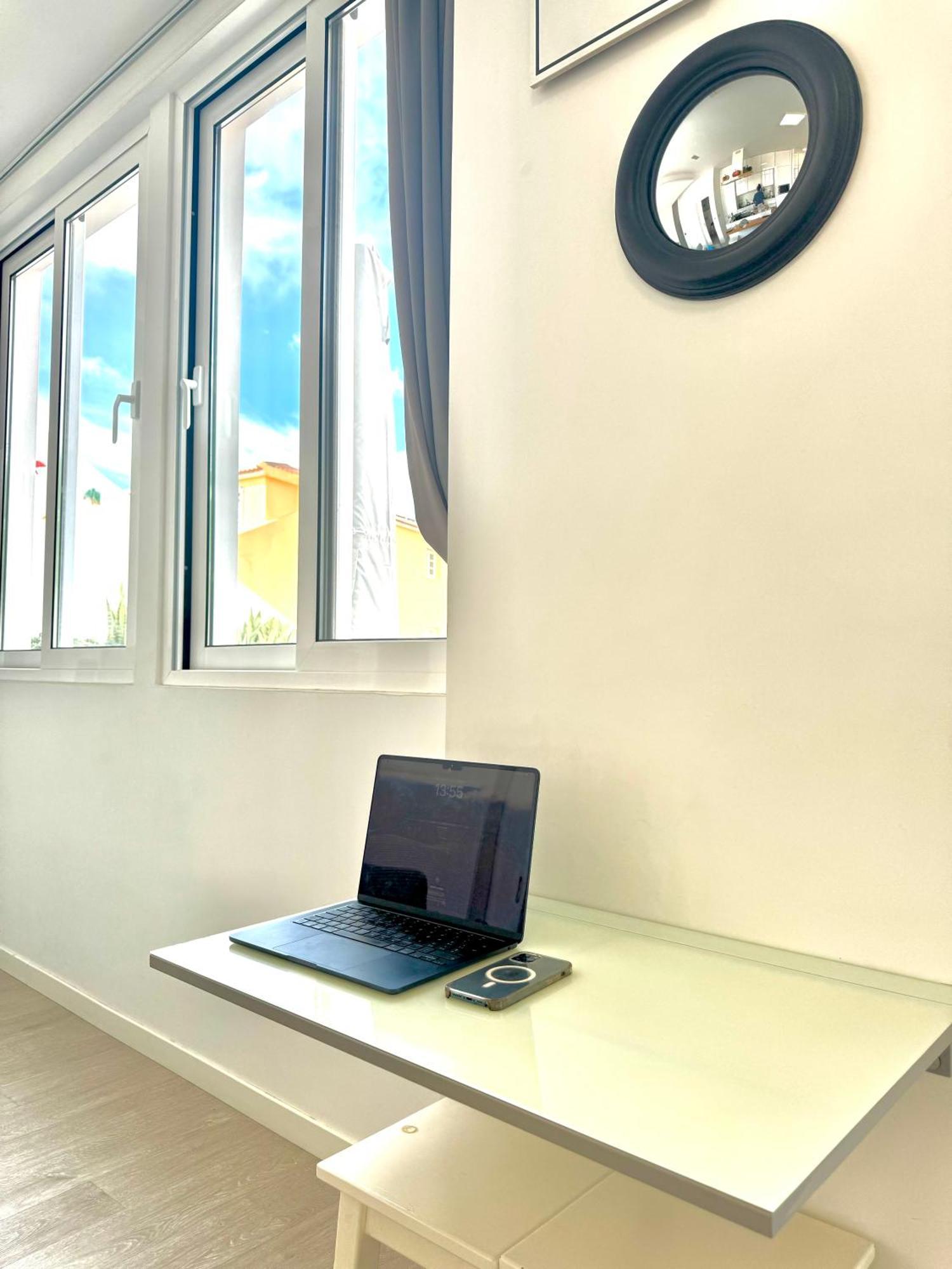 Appartement Cristalia,roof Terrace In Center, Garage, Netflix 75inch Tv Funchal (Madeira)