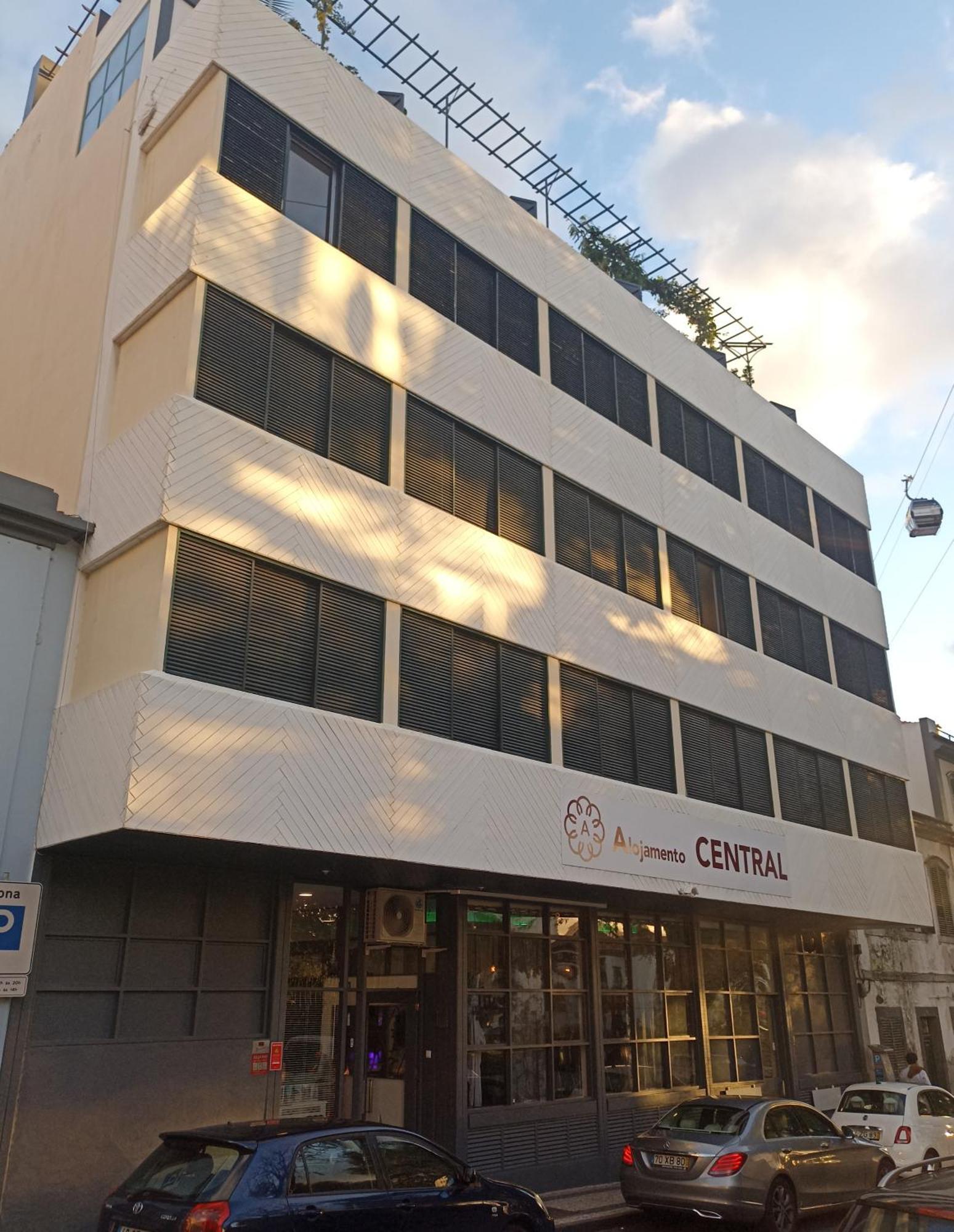 Aparthotel I -