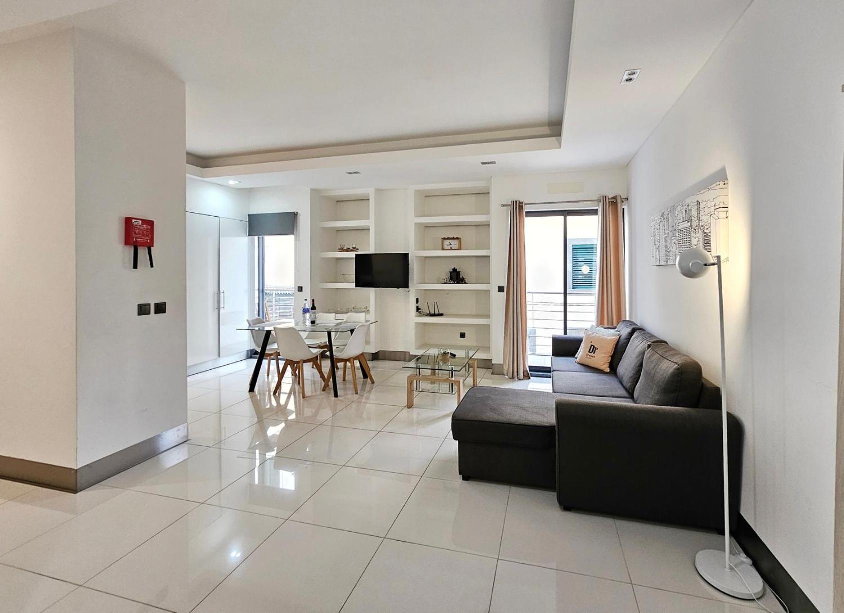 Anadia Atrium Funchal (Madeira)