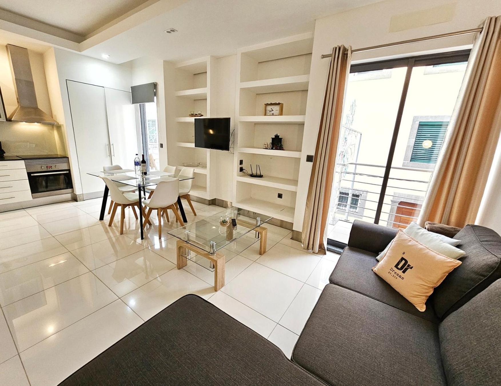 Anadia Atrium Funchal (Madeira)