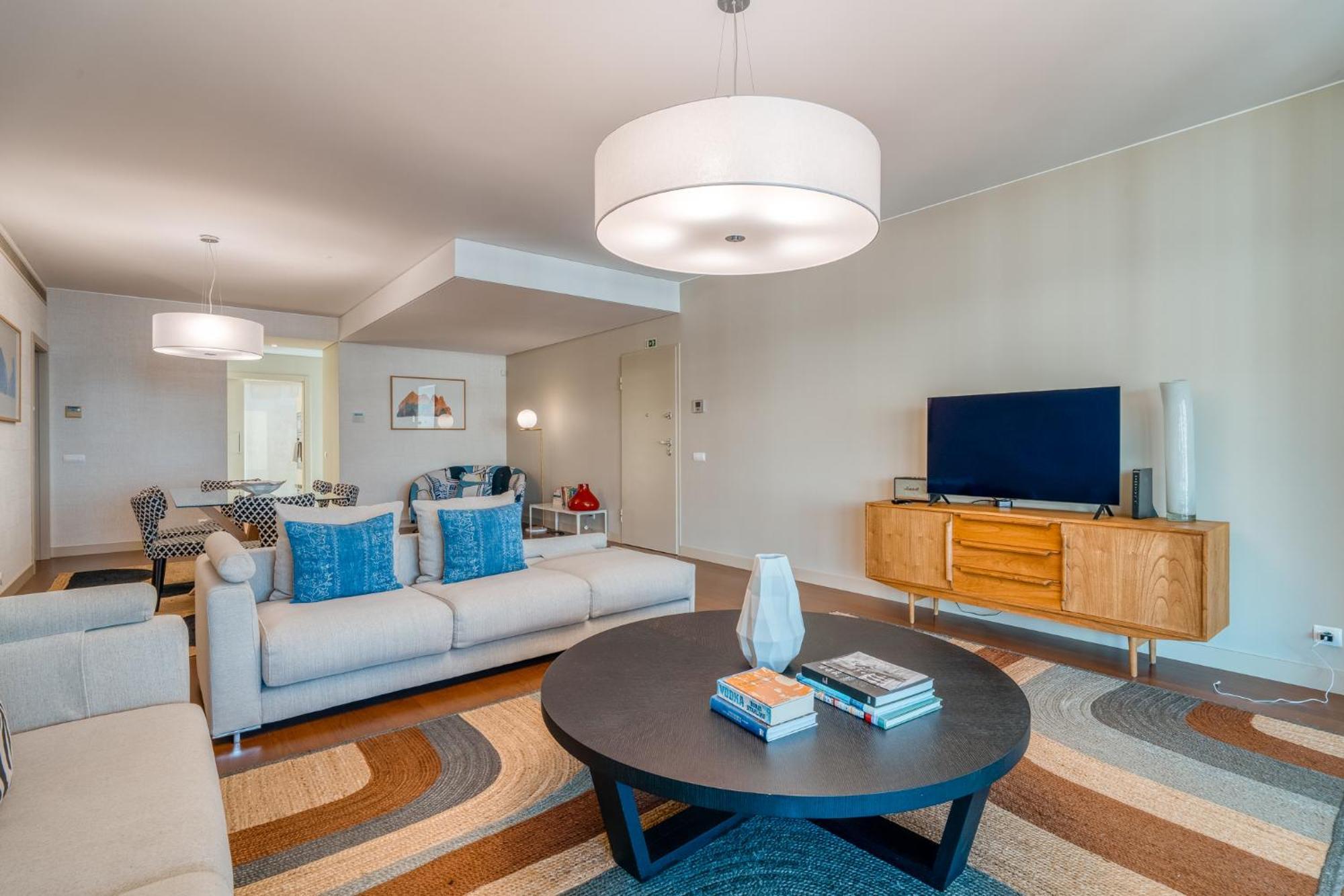 107 - Two Bedroom Apartamento *