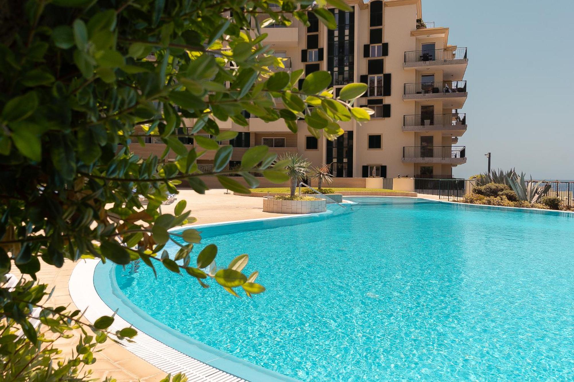 Formosa - Infinity Pool *