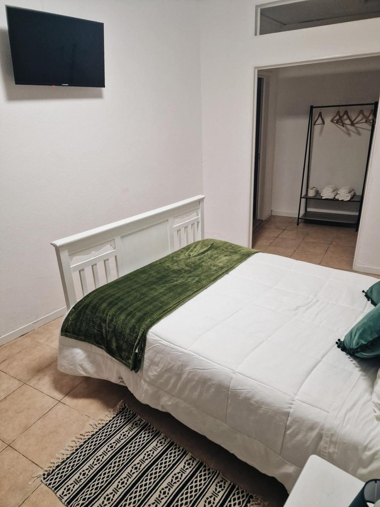 Guest house Por Do Sol 2*