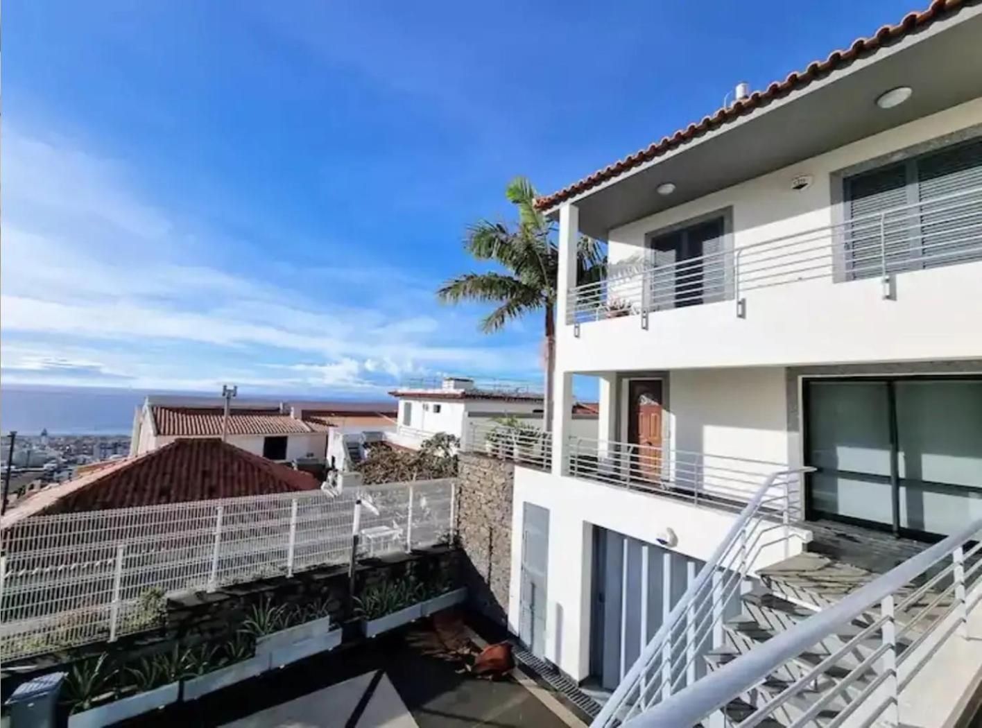 Vakantiehuis Dos Saltos - Sea View By Rentallido Funchal (Madeira)