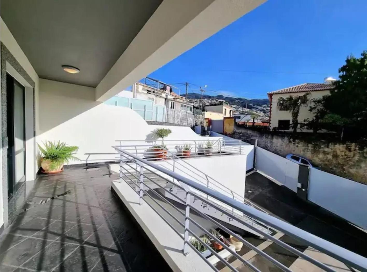 Vakantiehuis Dos Saltos - Sea View By Rentallido Funchal (Madeira)