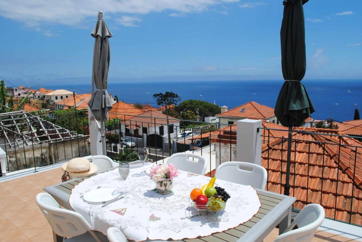 Vila Rosa - Renovated House Overlooking The Sea Casa de hóspedes Funchal (Madeira)